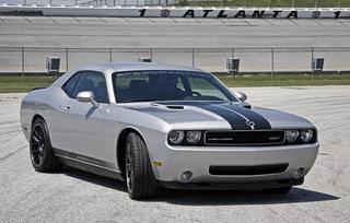 SpeedFactory тюнингует Dodge Challenger