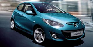 Обновленную Mazda2 покажут в Париже