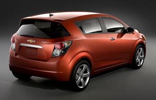 Chevrolet Sonic 2012 – седан и хэтчбек