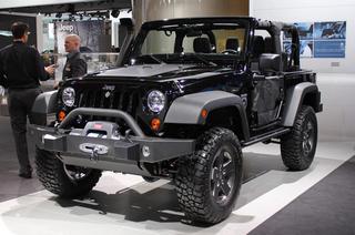 Детройт 2011: Jeep Wrangler Call of Duty: Black Ops Edition